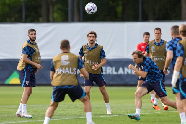 Training of the Croatian national football team Borna Sosa of Croatia at the training of the Croatian national football team on the field of Feyenoord s football academy in Rotterdam, Netherlands on June 17, 2023. LukaxStanzl PIXSELL