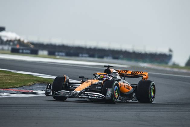 81 PIASTRI Oscar (aus), McLaren F1 Team MCL60, action during the 2023 Formula 1 Aramco British Grand Prix, 10th round of the 2023 Formula One World Championship, WM, Weltmeisterschaft from July 7 to 9, 2023 on the Silverstone Circuit, in Silverstone, United Kingdom  Copyright: xXavixBonilla DPPI IPAxSportx xipx xIPAxSportx 0 IPA_IPA39122541