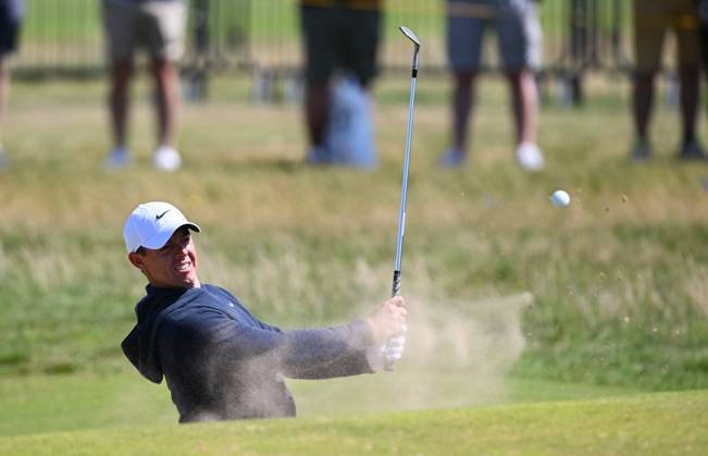 Mandatory Credit: Photo by Greig Cowie Shutterstock (14012011fc) Rory McIlroy on the 1st Green from a bunker The British Open Championship, Practice, Golf, Royal Liverpool Golf Club, Liverpool, UK - 17 Jul 2023 The British Open Championship, Practice, Golf, Royal Liverpool Golf Club, Liverpool, UK - 17 Jul 2023  Copyright: xGreigxCowie Shutterstockx 14012011fc
