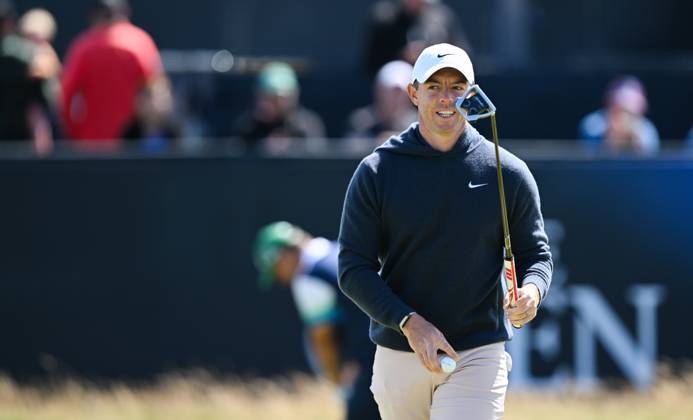 Mandatory Credit: Photo by Greig Cowie Shutterstock (14012011fn) Rory McIlroy smiles after getting a Birdie on the 1st Green and plays up to the cameras The British Open Championship, Practice, Golf, Royal Liverpool Golf Club, Liverpool, UK - 17 Jul 2023 The British Open Championship, Practice, Golf, Royal Liverpool Golf Club, Liverpool, UK - 17 Jul 2023 Copyright: xGreigxCowie Shutterstockx 14012011fn