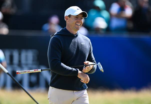 Mandatory Credit: Photo by Greig Cowie Shutterstock (14012011fu) Rory McIlroy smiles after getting a Birdie on the 1st Green The British Open Championship, Practice, Golf, Royal Liverpool Golf Club, Liverpool, UK - 17 Jul 2023 The British Open Championship, Practice, Golf, Royal Liverpool Golf Club, Liverpool, UK - 17 Jul 2023 Copyright: xGreigxCowie Shutterstockx 14012011fu