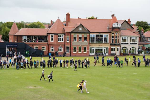 Mandatory Credit: Photo by Dave Shopland Shutterstock (14015636aq) Rory Mcllroy walks past the Clubhouse The British Open Championship, Day Three, Golf, Royal Liverpool Golf Club, Liverpool, UK - 22 Jul 2023 The British Open Championship, Day Three, Golf, Royal Liverpool Golf Club, Liverpool, UK - 22 Jul 2023  Copyright: xDavexShopland Shutterstockx 14015636aq