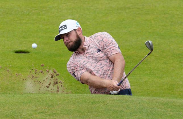 Sport Bilder des Tages Mandatory Credit: Photo by Dave Shopland Shutterstock (14015636bn) Tyrell Hatton from England on the 18th The British Open Championship, Day Three, Golf, Royal Liverpool Golf Club, Liverpool, UK - 22 Jul 2023 The British Open Championship, Day Three, Golf, Royal Liverpool Golf Club, Liverpool, UK - 22 Jul 2023  Copyright: xDavexShopland Shutterstockx 14015636bn