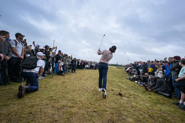 Mandatory Credit: Photo by Greig Cowie Shutterstock (14015635ch) Tommy Fleetwood plays from the rough between the crowds on the 15th fairway The British Open Championship, Day Three, Golf, Royal Liverpool Golf Club, Liverpool, UK - 22 Jul 2023 The British Open Championship, Day Three, Golf, Royal Liverpool Golf Club, Liverpool, UK - 22 Jul 2023  Copyright: xGreigxCowie Shutterstockx 14015635ch
