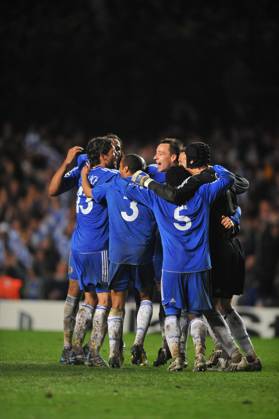 UEFA Champions League Soccer match, Semi Final, Chelsea vs Liverpool Chelsea s soccer player celebrate after the final whistle during the UEFA Champions League Soccer match, Semi Final, Second Leg, Chelsea vs Liverpool at the Stamford Bridge in London, UK on April 30, 2008. Chelsea won 3-2. Chelsea reach his first Champions League final. Photo by Steeve McMay Cameleon ABACAPRESS.COM London - Copyright: xMcMayxSteve ABACAx 151133_44 McMayxSteve ABACAx 151133_44
