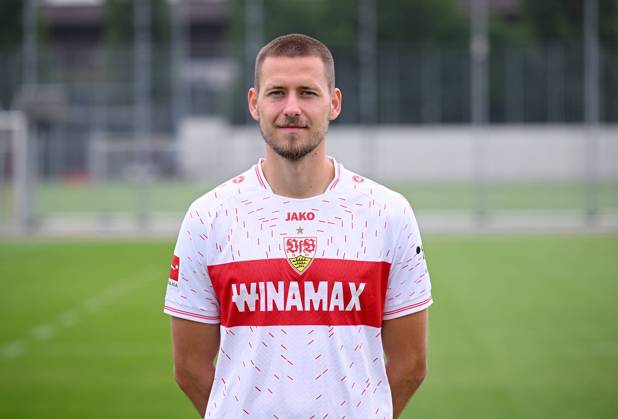 FUSSBALL 1. BUNDESLIGA SAISON 2023 2024 09.08.2023 Fototermin beim VfB Stuttgart auf dem Trainingsgelaende: Waldemar Anton