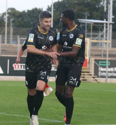 Regionallioga West, Saison 2023 - 2024, 6. Spieltag, 01.09.2023, Fortuna Düsseldorf U 23 - RW Oberhausen -- Moritz Stoppelkamp ( RWO ) nach seinem Tor zum 0:1, rechts Matona Ngyombo