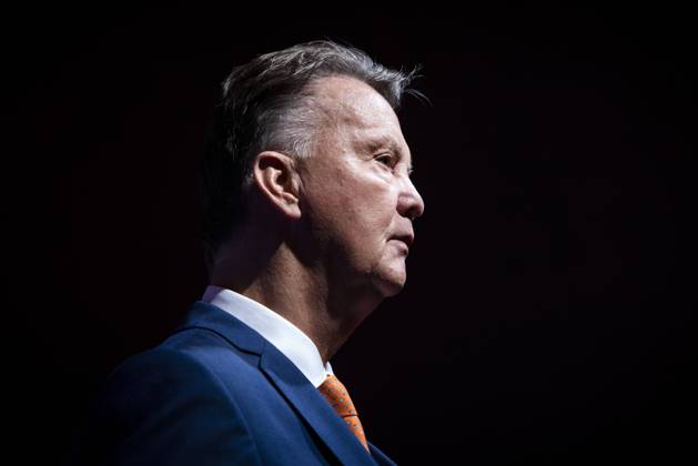 UTRECHT - Louis van Gaal has received the Eredivisie Oeuvre Award during the Award ceremony in DeFabrique in Utrecht. ANP RAMON VAN FLYMEN xVIxANPxSportx xxANPxIVx 477298953 originalFilename: 477298953