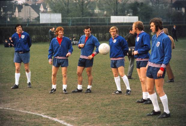 Football - 1972 UEFA European Football Championship Qualifying - Group Three: England 3 Greece 0 The England squad train at Roehampton the day before the game at Wembley. Left to right: Gordon Banks, Alan Ball, Alan Mullery, Francis Lee, Bobby Moore and Peter Osgood.