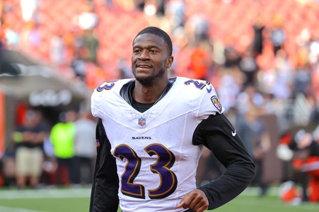 CLEVELAND, OH - OCTOBER 01: Baltimore Ravens cornerback Rock Ya-Sin (23) leaves the field following the National Football League game between the Baltimore Ravens and Cleveland Browns on October 1, 2023, at Cleveland Browns Stadium in Cleveland, OH. (Photo by Frank Jansky Icon Sportswire) NFL, American Football Herren, USA OCT 01 Ravens at Browns EDITORIAL USE ONLY Icon231001137