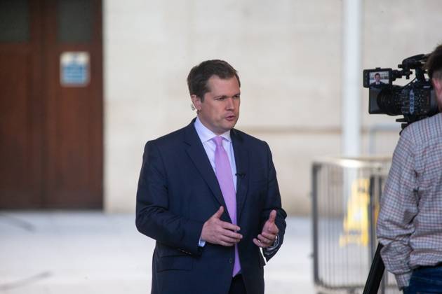 October 22, 2023, London, England, United Kingdom: Minister for Immigration ROBERT JENRICK is seen outside BBC as he appears on Sunday With Laura Kuenssberg. London United Kingdom - ZUMAs262 20231022_zip_s262_027 Copyright: xTayfunxSalcix