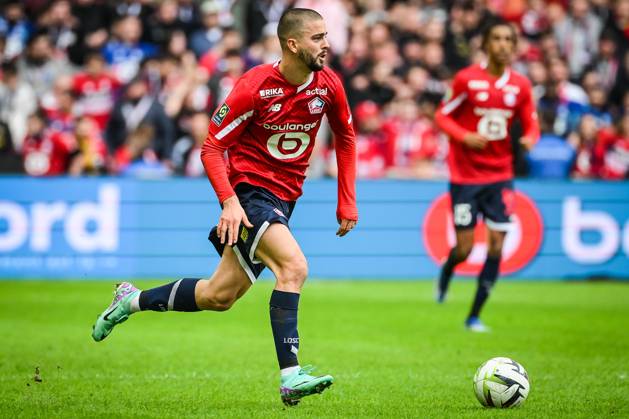 October 22, 2023, Villeneuve-d Ascq, France, France: Edon ZHEGROVA of Lille during the Ligue 1 match between Lille OSC (LOSC) and Stade Brestois (Brest) at Pierre Mauroy Stadium on October 22, 2023 in Villeneuve-d Ascq near Lille, France. Villeneuve-d Ascq France - ZUMAm308 20231022_zsp_m308_020 Copyright: xMatthieuxMirvillex