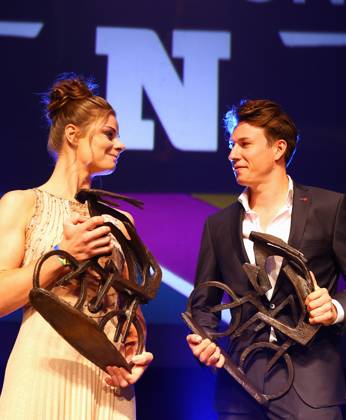 Belgian Lotte Kopecky and Belgian Jasper Philipsen pose with their trophy during the Flandrien award ceremony for the best Belgian cyclist of the 2023 cycling season, organized by newspaper Het Nieuwsblad , in Oostende, on Tuesday 07 November 2023. DAVIDxPINTENS  x79487697x