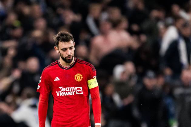 231108 Bruno Fernandes of Manchester United, ManU looks dejected after 2-2 during the UEFA Champions League football match between FC Copenhagen and Manchester United on November 8, 2023 in Copenhagen. Photo: Petter Arvidson BILDBYRAN kod PA PA0685 fotboll football soccer fotball champions league fc copenhagen manchester united bbeng depp Copyright: PETTERxARVIDSON BB231108PA088