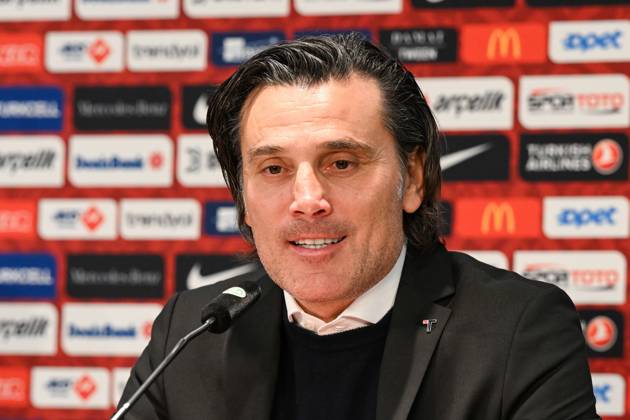 Fussball, Herren, Saison 2023 2024, Länderspiel in Berlin, Deutschland - Türkei, v. l. Trainer Vincenzo Montella (Türkei) bei der Pressekonferenz nach dem Spiel, 18.11. 2023, Copyright: xMatthiasxKochx