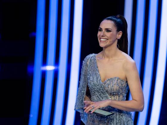 Esther Sedlaczek (Deutschland, Moderatorin), GER, UEFA EURO, EM, Europameisterschaft,Fussball 2024 Final Draw, Auslosung Elbphilharmonie Hamburg, 02.12.2023 GER, UEFA Euro 2024 Final Draw, Auslosung Elbphilharmonie Hamburg, 02.12.2023 Hamburg Copyright: xEibner-Pressefoto Memmlerx EP_MMR
