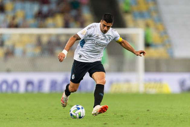 December 6, 2023, Rio de Janeiro, Brazil, Brazil: LUIS SUAREZ of Gremio during the match between Fluminense and Gremio as part of Brasileirao Serie A 2023 at Nilton Santos Stadium on December 06, 2023 in Rio de Janeiro, Brazil. Rio de Janeiro Brazil - ZUMAc227 20231206_zsp_c227_043 Copyright: xRuanoxCarneirox