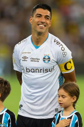 December 6, 2023, Rio de Janeiro, Brazil, Brazil: LUIS SUAREZ of Gremio during the match between Fluminense and Gremio as part of Brasileirao Serie A 2023 at Nilton Santos Stadium on December 06, 2023 in Rio de Janeiro, Brazil. Rio de Janeiro Brazil - ZUMAc227 20231206_zsp_c227_056 Copyright: xRuanoxCarneirox