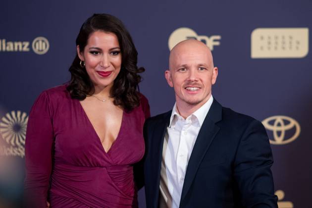 Fabian Hambuechen (Turnen) mit Ehefrau Viktoria Hambuechen auf dem roten Teppich, GER, Sportler des Jahres 2023, Gala im Kurhaus Baden Baden, 17.12.2023 GER, Sportler des Jahres 2023, Gala im Kurhaus Baden Baden, 17.12.2023 Baden Baden Copyright: xEibner-Pressefoto Memmlerx EP_MMR