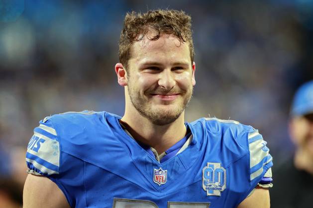 Minnesota Vikings vs Detroit Lions Detroit Lions tight end Sam LaPorta (87) walks off the field after a Lions win of the NFC Wildcard Playoffs game between the Detroit Lions and the Los Angeles Rams in Detroit, Michigan USA, on Sunday, January 14, 2024. Detroit Michigan United States  Copyright: xAmyxLemusx originalFilename:lemus-minnesot240114_npcDv.jpg