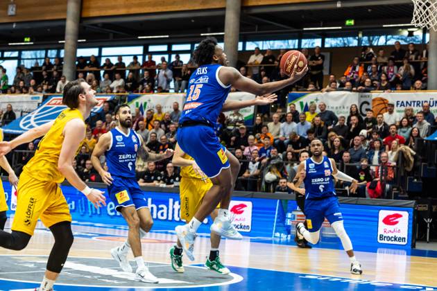 easyCredit Basketball Bundesliga, Syntainics MBC - Tigers Tübingen 14.01.2023, easyCredit Basketball Bundesliga, BBL, Saison 2023 2024, Herren, Syntainics MBC - Tigers Tübingen, Stephon Jelks (Syntainics MBC, No 15)