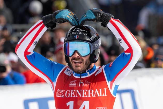 Bilder des Jahres 2024, Sport 01 Januar Sport Themen der Woche KW03 Sport Bilder des Tages Jubel und Freude beim Sieger Cyprien Sarrazin (FRA). Oesterreich, Kitzbuehel, 19.01.2024, Ski Alpin, 84. Hahnenkamm Rennen 2024, Saison 2023 2024,6th Men s Downhill, Hahnenkamm, Streif Foto: A2 Bildagentur Peter Hartenfelser