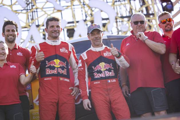 203 LOEB Sebastien (fra), LURQUIN Fabian (bel), Bahrain Raid Xtreme, Prodrive Hunter, FIA Ultimate, ambiance during the Final Podium of the Dakar 2024 on January 19, 2024 in Yanbu, Saudi Arabia - DAKAR 2024 - FINAL PODIUM DPPI Panoramic  05124022__UDE3487