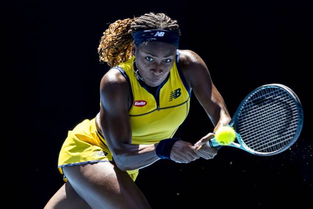 Bilder des Jahres 2024, Sport 01 Januar Sport Themen der Woche KW04 MELBOURNE, VIC - JANUARY 23: Coco Gauff of the United States of America in action during the Quarterfinals of the 2024 Australian Open on January 23 2024, at Melbourne Park in Melbourne, Australia. (Photo by Jason Heidrich Icon Sportswire) TENNIS: JAN 23 Australian Open EDITORIAL USE ONLY Icon240123017