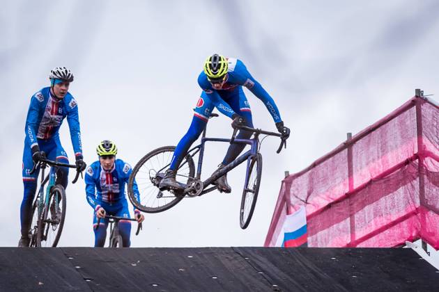 Bilder des Jahres 2024, Sport 02 Feburar Sport Themen der Woche KW05 Sport Bilder des Tages Training rides on the track before the UCI Cyclo-cross World Championships in Tabor, Czech Republic, was held on February 1, 2024. Czech racer Tomas Kraus, right. (CTKxPhoto JaroslavxSvoboda) CTKPhotoP2024020107194  CTKPhotoP2024020107194