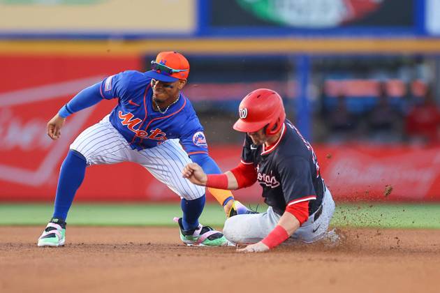 Nationals v Mets - MLB, Baseball Herren, USA Spring Training New York Mets shortstop Francisco Lindor 11 is tagging out Washington Nationals Lane Thomas 28 during the first inning of a baseball game at Clover Park in Port St. Lucie, Florida, on March 7, 2024. Port St. Lucie Florida United States  Copyright: xGordonxDonovanx originalFilename:donovan-mlbsprin240307_npDcj.jpg