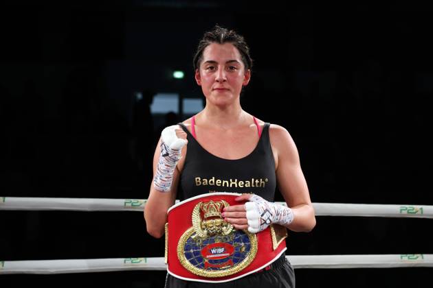 Bilder des Jahres 2024, Sport 03 März Sport Themen der Woche KW11 Sport Bilder des Tages Boxen: P2M Box-Promotion, Stralsund boxt !, Stralsund, 16.03.2024 WIBF-Weltmeisterschaft: Dilar Kiskyol (GER) - Marisa Gabriela Nunez (ARG) Stralsund