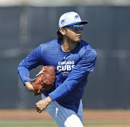 MLB, Baseball Herren, USA spring training Shota Imanaga plays catch at spring training with the Chicago Cubs on March 16, 2024, in Mesa, Arizona. A14AA0002605993P