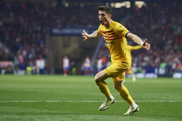 LaLiga EA Sports, Atletico de Madrid v FC Barcelona, Barca MADRID, SPAIN - MARCH 17: Robert Lewandowski Centre-Forward of FC Barcelona celebrates after scoring his team s second goal during the LaLiga EA Sports match between Club Atletico de Madrid and FC Barcelona at Civitas Metropolitano Stadium on March 17, 2024 in Madrid, Spain. (Photo By Francisco Macia Photo Players Images) Madrid Civitas Metropolitano Stadium Madrid Spain Copyright: xFranciscoxMacia PhotoxPlayersxImagesx