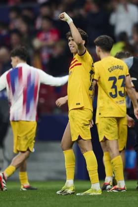 LaLiga EA Sports, Atletico de Madrid v FC Barcelona, Barca MADRID, SPAIN - MARCH 17: Joao Felix Left Winger of FC Barcelona celebrates victory after the LaLiga EA Sports match between Club Atletico de Madrid and FC Barcelona at Civitas Metropolitano Stadium on March 17, 2024 in Madrid, Spain. (Photo By Francisco Macia Photo Players Images) Madrid Civitas Metropolitano Stadium Madrid Spain Copyright: xFranciscoxMacia PhotoxPlayersxImagesx