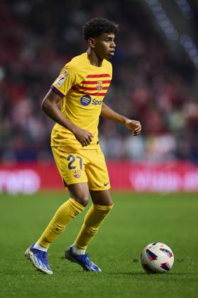 LaLiga EA Sports, Atletico de Madrid v FC Barcelona, Barca MADRID, SPAIN - MARCH 17: Lamine Yamal Right Winger of FC Barcelona in action during the LaLiga EA Sports match between Club Atletico de Madrid and FC Barcelona at Civitas Metropolitano Stadium on March 17, 2024 in Madrid, Spain. (Photo By Francisco Macia Photo Players Images) Madrid Civitas Metropolitano Stadium Madrid Spain Copyright: xFranciscoxMacia PhotoxPlayersxImagesx