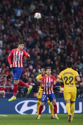 LaLiga EA Sports, Atletico de Madrid v FC Barcelona, Barca MADRID, SPAIN - MARCH 17: Alvaro Morata Centre-Forward of Atletico de Madrid in action during the LaLiga EA Sports match between Club Atletico de Madrid and FC Barcelona at Civitas Metropolitano Stadium on March 17, 2024 in Madrid, Spain. (Photo By Francisco Macia Photo Players Images) Madrid Civitas Metropolitano Stadium Madrid Spain Copyright: xFranciscoxMacia PhotoxPlayersxImagesx