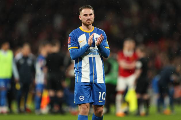 Brighton and Hove Albion v Manchester United, ManU - The FA Cup - Semi-Final - Wembley Stadium April 23, 2023, London: London, England, 23rd April 2023. Alexis Mac Allister of Brighton and Hove Albion claps the fans after losing the The FA Cup match at Wembley Stadium, London. London EDITORIAL USE ONLY Copyright: xx ZUMA-20230423_zaf_si1_082.jpg KieranxCleevesx csmphotothree088527