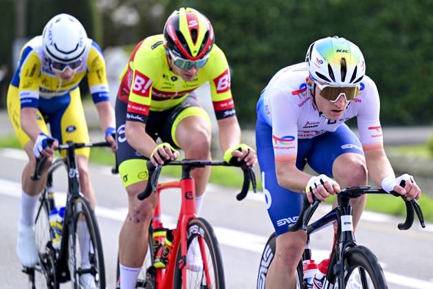 French Thomas Gachignard of TotalEnergies, Belgian Victor Vercouillie of Team Flanders Baloise and Belgian Luca De Meester of Bingoal WB pictured in action during the Classic Brugge-De Panne men s elite one-day cycling race, 198,9 km from Brugge to De Panne, Wednesday 20 March 2024. LAURIExDIEFFEMBACQ x89528417x