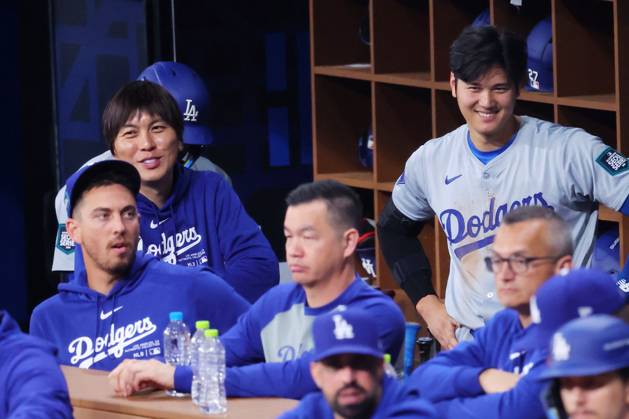 (L-R) Ippei Mizuhara, Shohei Ohtani (Dodgers), MARCH 20, 2024 - Baseball : MLB, Baseball Herren, USA World Tour Seoul Series opening game 1 between the San Diego Padres and the Los Angeles Dodgers at Gocheok Sky Dome, Seoul, South Korea. (247832558)
