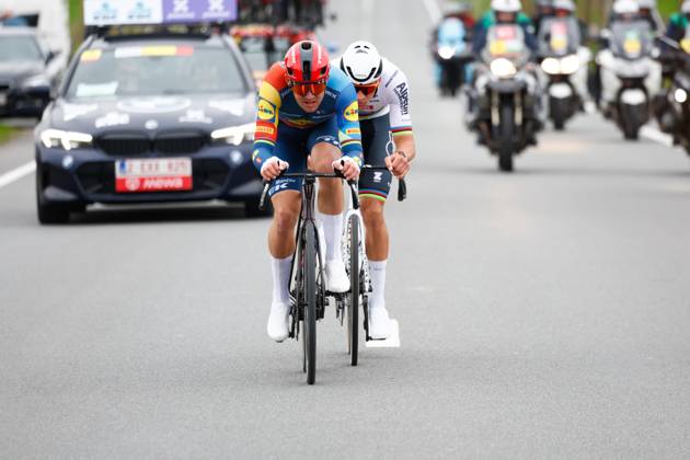 Danish Mads Pedersen of Lidl-Trek and Dutch Mathieu van der Poel of Alpecin-Deceuninck pictured in action during the men s Gent-Wevelgem - In Flanders Fields cycling race, 253.1 km from Ieper to Wevelgem, Sunday 24 March 2024. POOLxJANxDExMEULENEIR x89769805x