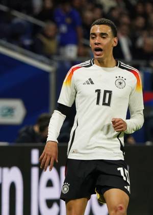 Fussball, Freundschaftsspiel, Länderspiel, Testspiel, Frankreich-Deutschland, 23.03.2024, Groupama Stadium Lyon Jamal Musiala Deutschland, Aktion, Einzelbild