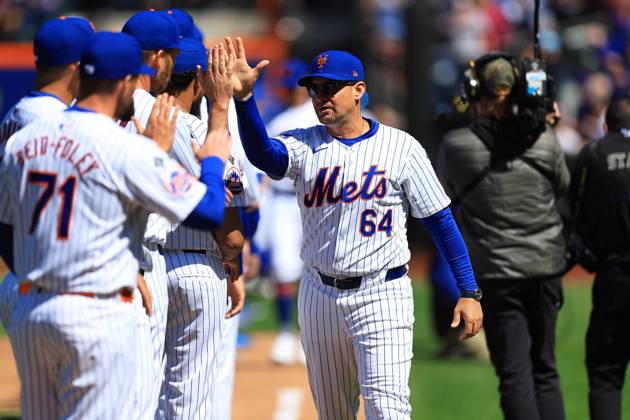 MLB, Baseball Herren, USA Opening Day - Brewers Vs Mets Carlos Mendoza, manager of the New York Mets 64, is being introduced during the opening day MLB baseball game against the Milwaukee Brewers at Citi Field in New York City, NY, on March 29, 2024. New York N.Y. United States  Copyright: xGordonxDonovanx originalFilename:donovan-milwauke240329_npX9e.jpg