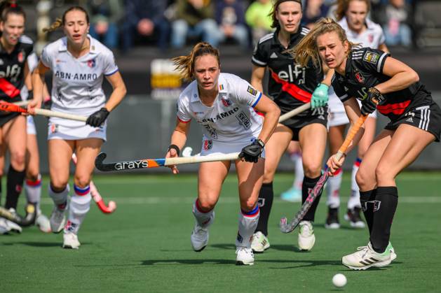 Bilder des Jahres 2024, Sport 03 März Sport Themen der Woche KW13 Sport Bilder des Tages AMSTELVEEN, 31-03-2024, Wagener Stadion, Euro Hockey League FINAL4 Women 2023-24. Lisa Post and Freeke Moes during the game Amsterdam - SCHC. Amsterdam - SCHC  x24869522x Copyright: