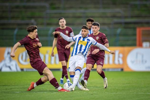 Regionalliga: BFC Dynamo vs Hertha BSC II; Berlin, 05.04.2024 Nader Jindaoui (Hertha BSC II, 17) Regionalliga, BFC Dynamo vs Hertha BSC II, Sportforum Hohenschönhausen, Berlin 05.04.2024 Copyright: xBEAUTIFULxSPORTS LucianoxLimax