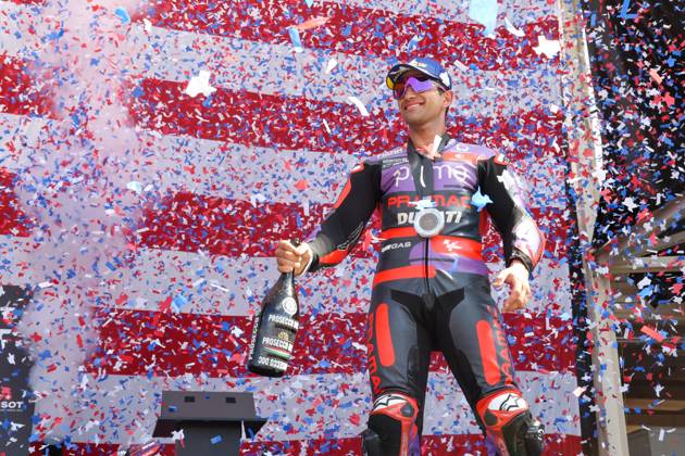 Bilder des Jahres 2024, Sport 04 April Sport Themen der Woche KW15 Sport Bilder des Tages AUSTIN, TX - APRIL 13: Jorge Martin (89) of Spain and Prima Pramac Racing Team with confetti in the background after the Tissot Sprint Race at the MotoGP Red Bull Grand Prix of the Americas on April 13, 2024, at Circuit of The Americas in Austin, Texas. (Photo by David Buono Icon Sportswire) AUTO: APR 13 MotoGP Red Bull Grand Prix of The Americas EDITORIAL USE ONLY Icon240413263