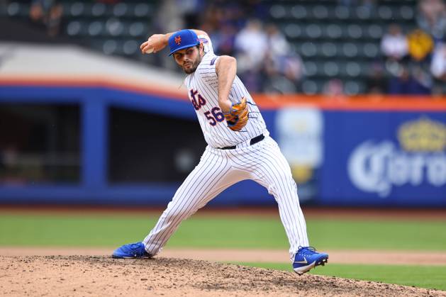 MLB, Baseball Herren, USA Pittsburgh Pirates Vs New York Mets New York Mets relief pitcher Grant Hartwig 56 is throwing during the ninth inning of the baseball game against the Pittsburgh Pirates at Citi Field in New York City, New York, on April 17, 2024. New York Mets N.Y. United States  Copyright: xGordonxDonovanx originalFilename:donovan-pittsbur240417_npVEn.jpg