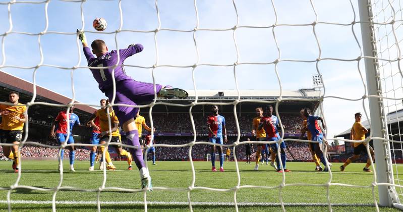 Crystal Palace v Wolverhampton Wanderers - Premier League - Selhurst Park September 3, 2023, London: London, England, 3rd September 2023. Hwang Hee-Chan of Wolverhampton Wanderers scores to make it 1-1 during the Premier League match at Selhurst Park, London. London EDITORIAL USE ONLY Copyright: xx ZUMA-20230903_faf_si1_115.jpg PaulxTerryx csmphotothree148846