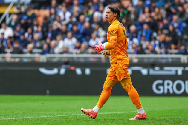 FC Internazionale vs Torino FC - Serie A 2023 24 - 28 04 2024 Yann Sommer of FC Internazionale seen in action during Serie A 2023 24 football match between FC Internazionale and Torino FC at Giuseppe Meazza Stadium, Milan, Italy on April 28, 2024 - Photo FCI Fabrizio Carabelli Copyright: xBEAUTIFULxSPORTS Carabellix