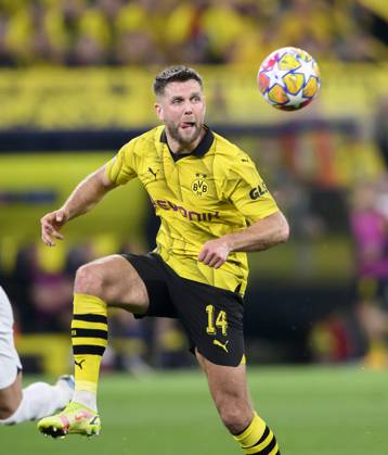 Niclas FUELLKRUG (Füllkrug)(DO) Aktion, Fussball Champions League, Halbfinale, Hinspiel, Borussia Dortmund (DO) - Paris St. Germain (PSG) 1:0, am 01.05.2024 in Dortmund Deutschland. UEFA regulations prohibit any use of photographs as image sequences and or quasi-video Â