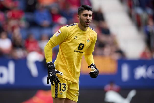CA Osasuna v Real Betis Balompie - LaLiga EA Sports Rui Silva of Real Betis Balompie looks on during the LaLiga EA Sports match between CA Osasuna and Real Betis Balompie at El Sadar on May 5, 2024, in Pamplona, Spain. Pamplona El Sadar Navarra Spain RL_OSAvBET_00133 Copyright: xRicardoxLarreinax